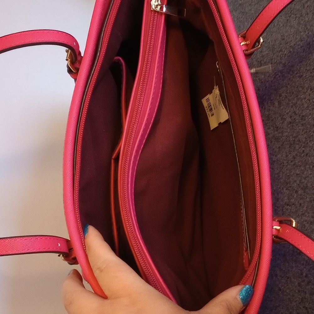 Barbie pink tote NWT - Picture 3 of 5